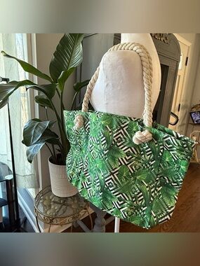 Tropical Green Leaf Rope-Handle Tote Bag